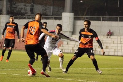 Igualdad sin goles entre Nacional y General Díaz
