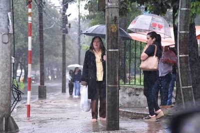 Anuncian precipitaciones para este domingo