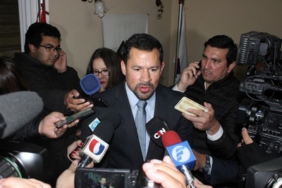 Plantean mejorar distribución de bancas en juntas municipales