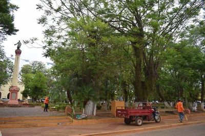 Rechazan construcción de sanitarios en plaza