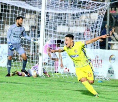 Deportivo Capiatá se alzó con el triunfo ante Santaní