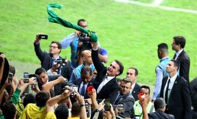Bolsonaro, criticado por deseo de acudir a la final de la Copa Libertadores