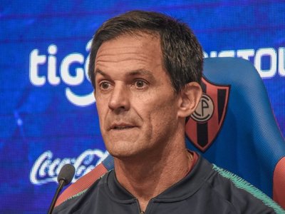Bernay, emocionado, por la entrega de Cerro Porteño en Dos Bocas