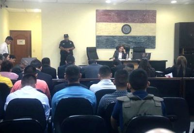 Marinos irán a juicio por abuso