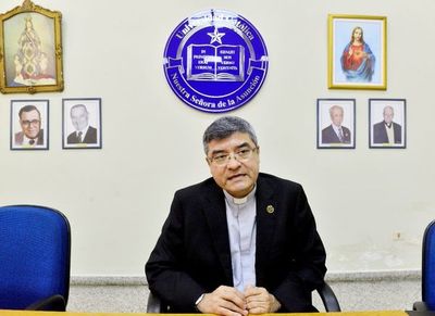 Rector de la UC pide pruebas fehacientes contra Kriskovich