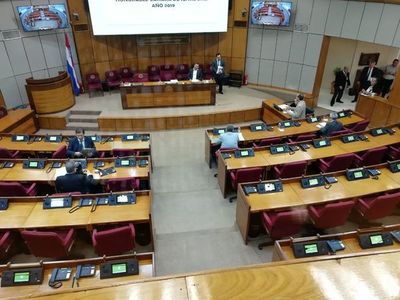 Acta de Itaipú: Debaten “mal desempeño” de Abdo y su entorno