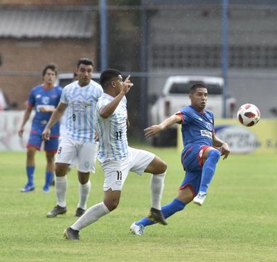 Guaireña pierde y “12” le da alcance