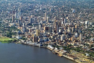 Aficionados llenan hoteles en Asunción y zonas aledañas