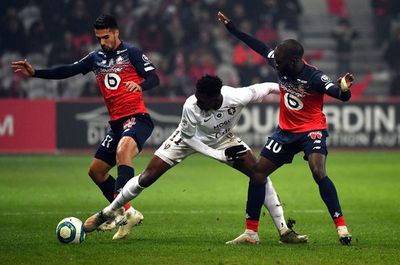 El Lille sigue atascado
