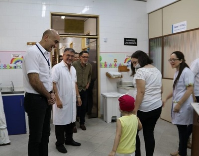 Realizan primer trasplante alogénico de médula ósea en el Hospital de Acosta Ñu
