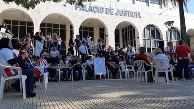 Elevado acatamiento en primer día de la huelga en Poder Judicial
