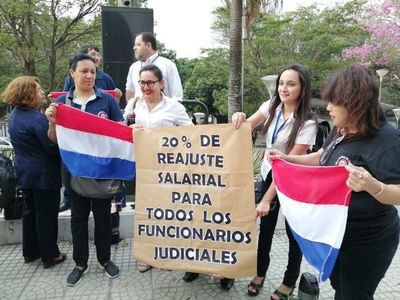 Funcionarios judiciales iniciaron huelga a nivel país