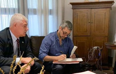 Ejecutivo promulgó préstamo para construir viviendas sociales en Bañado Sur