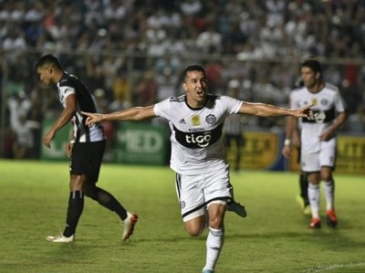 Olimpia sufrió más de la cuenta para ganar a Santaní