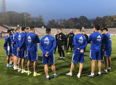 Berizzo recalcó la importancia del juego ante Bulgaria