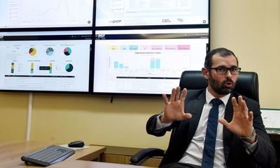 Seitz afirma que no tienen intención de anular alquiler de máquinas de votación