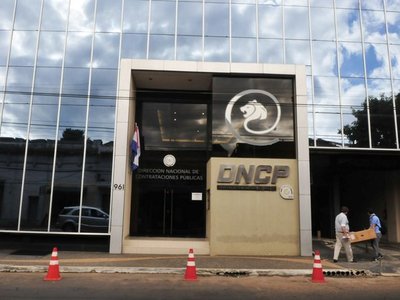 Contrataciones levanta traba a licitación de sistema de urnas electrónicas