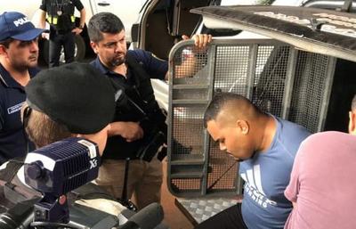 Expulsan del país a supuesto líder del grupo criminal "Comando Vermelho"