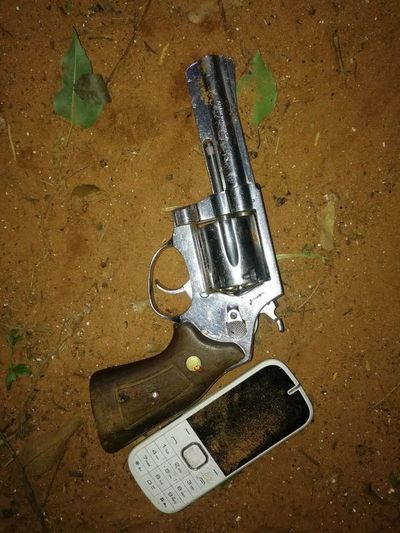 Hombre herido y detenido tras amenazar a policías con arma