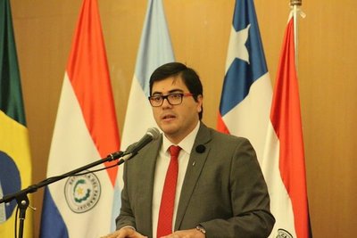Viceministro de Transporte califica de extrema, regulada de buses
