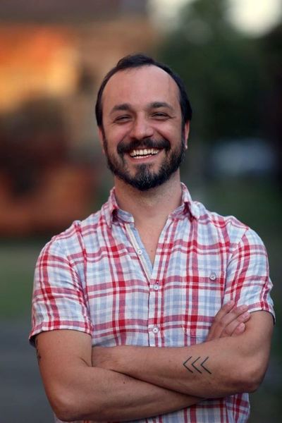 Ofrecen charla sobre Economía Creativa