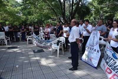 Abogados pedirán a la Corte que castigue a funcionarios que están en huelga