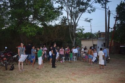 Cierran ruta en reclamo de agua potable en Carapeguá