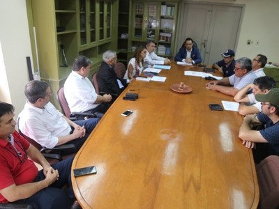 ANDE: funcionarios levantan huelga