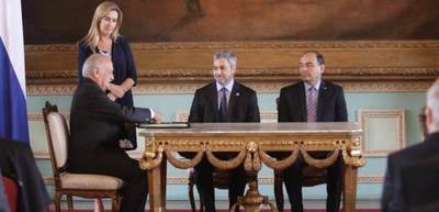 Alfredo Ratti Jaeggli juró como nuevo embajador ante el Vaticano
