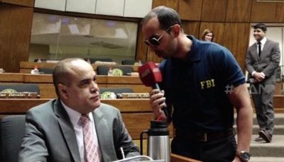 Un agente del FBI recorrió los pasillos del Congreso