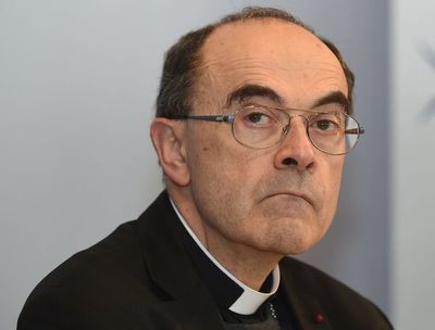 Se abre el juicio en apelación de cardenal francés acusado de encubrir abusos sexuales