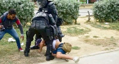 Tres periodistas fueron retenidos durante protestas en Barranquilla