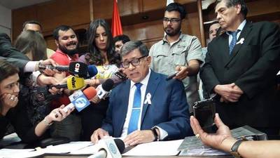 Mañana empezará a trabajar comisión que estudiará pedido de intervención a comuna de Lambaré