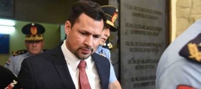 Oficialistas hablan de dar “permiso” a Quintana mientras dure su prisión, pero desde ANR bajan el pulgar a la idea