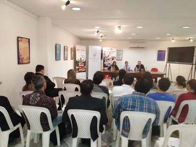 Becas para doctorados en Francia fueron presentadas por Becal