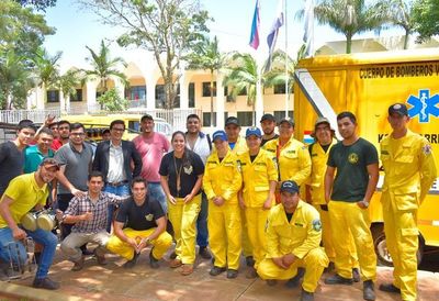Bomberos voluntarios de Villarrica exigen cumplimiento de promesas