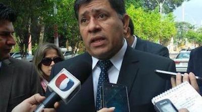 Contraloría halló anomalías en la gestión de Armando Gómez