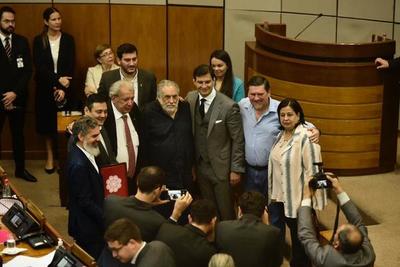 Buzarquis a HR: "84 millones de árboles valen la pena para decirte ¡Gracias!"