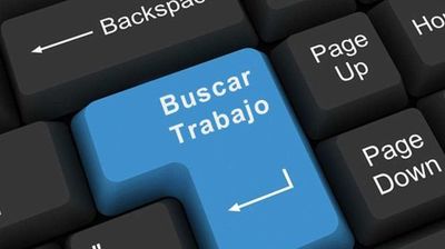 Un inglés se burla del mundo laboral con un “generador de títulos”