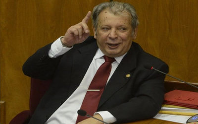 Calé sobre Riera: "Cuando no se da un cargo, ombobú camisá lomo"