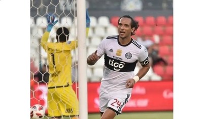Olimpia golea al Danzarín y despide un año sensacional