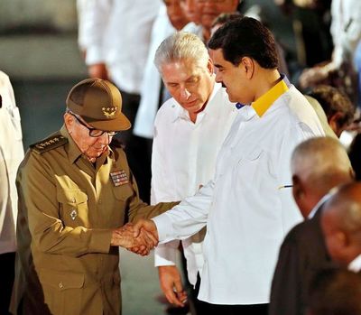 Médicos cubanos denuncian ante OEA “trabajo esclavo”