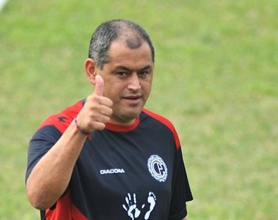 'Chiqui' Arce, el nuevo DT de Cerro