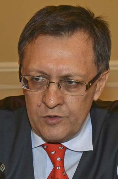 Abdo decretó varios cambios en Cancillería