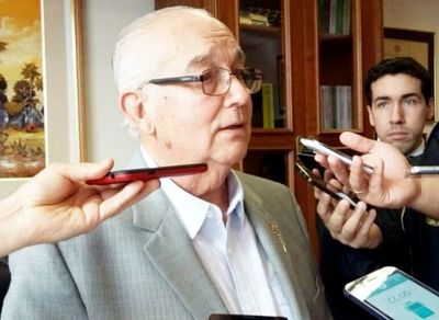 Denuncian por enriquecimiento y tráfico de influencias a Bajac