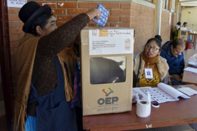 Los nuevos comicios en Bolivia se celebrarán en mayo, según vocal electoral