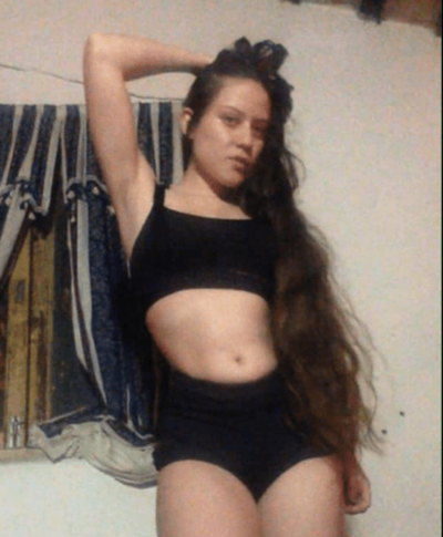 La "barbie de las redes" ofrece bailes a cambio de esto