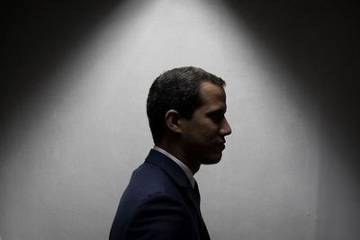Guaidó prepara sesión en el Parlamento de Venezuela en clima de incertidumbre