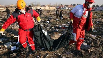 Funcionarios de EEUU creen que Irán derribó accidentalmente el avión ucraniano