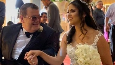 Friedmann sale en defensa de su esposa joven